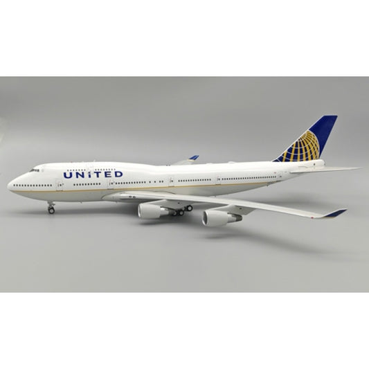 Inflight 200 1:200 UNITED AIRLINES BOEING 747-422 N107UA WITH STAND