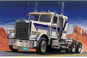 Available to Order – Freightliner FLC 1:24 (ITA 3859)