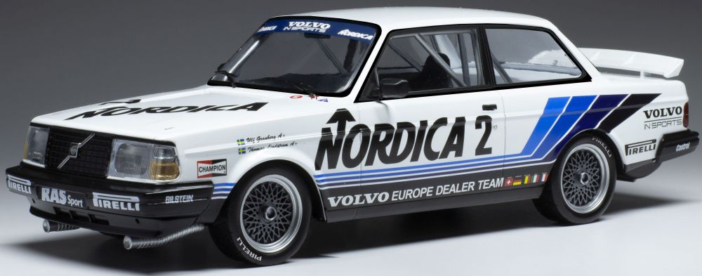 Available to Order – Volvo 240 Turbo #2 ETCC Brunn 1986 U.Granberg/T.Lindstrom 1:18 (IXO 18RMC088)