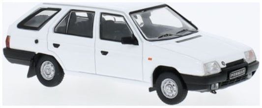 Available To Order – Skoda Forman White 1990 1:43 IXO Model (IXO CLC575)