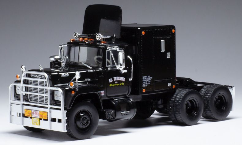 Available To Order – Mack R-Series Black 1966 w/Rear Cabin 1:43 IXO Model (IXO TR100)