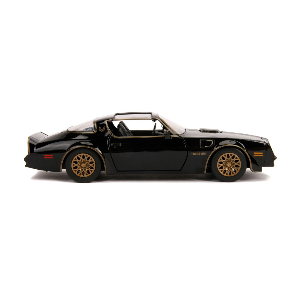 Available To Order – JAD30998 - 1:24 Pontiac Trans Am Firebird Smokey And The Bandit With Belt Buckle JADA Model (JAD30998)