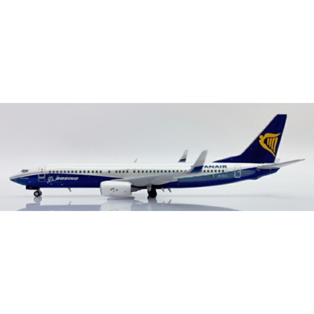 THIS ITEM IS AVAILABLE TO ORDER - 1:400 JC WINGS JC40039 RYANAIR BOEING 737-800 DREAMLINER REG: EI-DCL WITH ANTENNA
