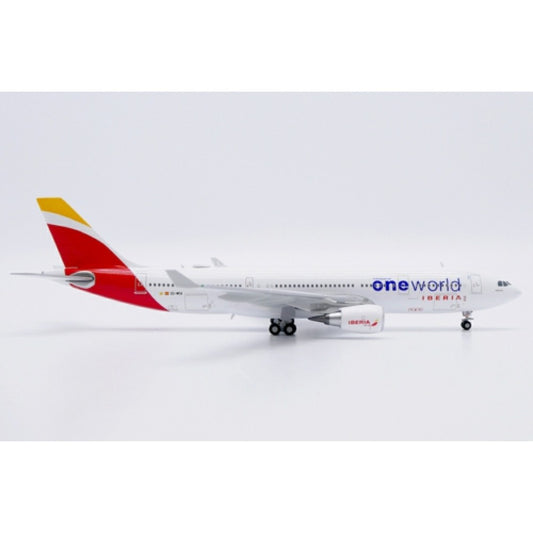 Available to Order – Iberia Airbus A330-200 Oneworld Reg: EC-MYA with Antenna 1:400 Jc Wings Model (JC40619)