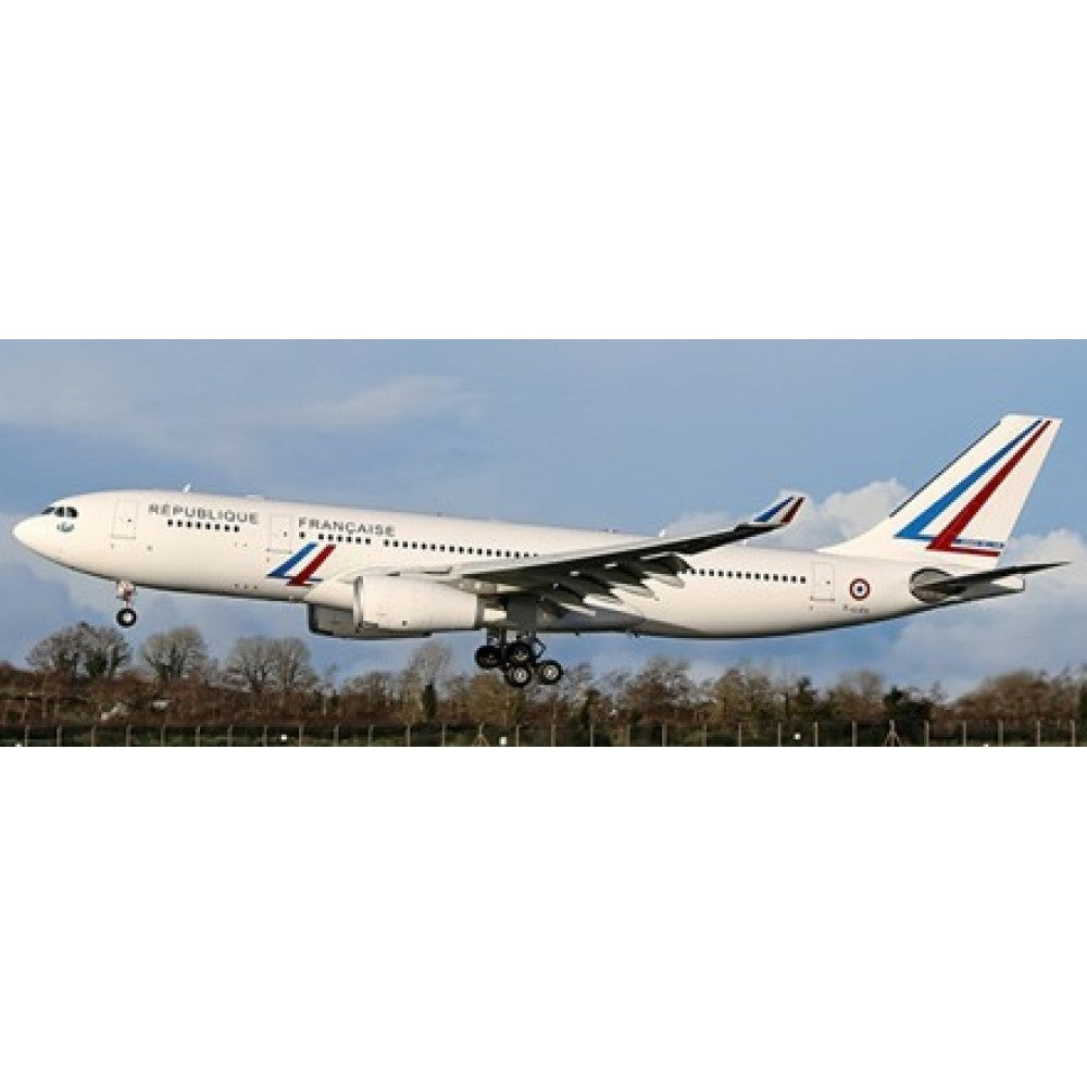 Available to Order – French Air Force Airbus A330-200 Reg: F-ujcs with Antenna 1:400 Jc Wings Model (JCLH4224)