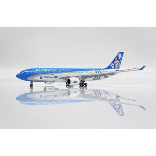 Available To Order – Aerolineas Argentinas Airbus A330-200 Argentina Football Livery Reg: LV-FVH with Antenna 1:400 Jc Wings Model (JCSA4019)
