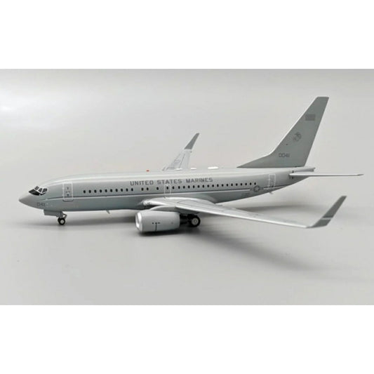 Available to Order – 737-7AFC C-40A United States Marines 170041 with Stand 1:200 J Fox (JF7377004)