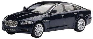 Jaguar XJ - Dark Sapphire 1:43 Dealer Models (JLR JDCAXJCS)
