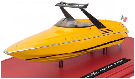 Available to Order – Riva Motoscafo 32 Ferrari 1990 2 x Engine V8 780CV (24cm) Yellow w/Showcase 1:43 (KES 43065001)