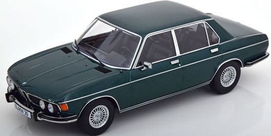 Available To Order – BMW 3.0S E3 2.Series 1971 Dark Green Metallic 1:18 (KKS DC180405)