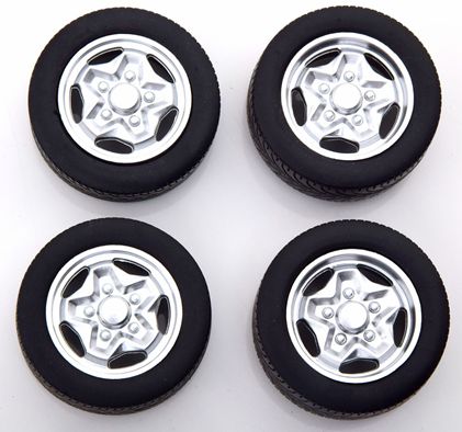 Available To Order – Porsche Rims and Tyres Set - Silver Hackmesser-Felge' 1:18 (KKS DCACC021)