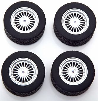 Available To Order – BMW Alpina E30 Wheels and Tyres Set 16" 1:18 (KKS DCACC029)