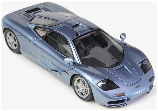 Available to Order – McLaren F1 Blue 1:18 (LCD 18014B)