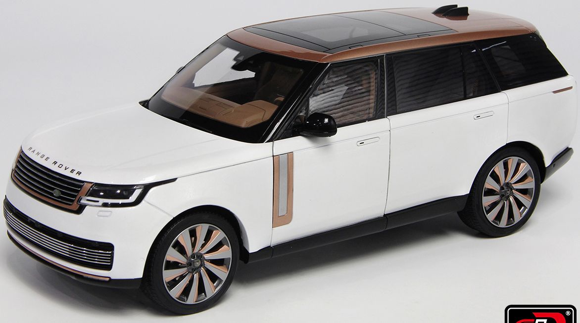 Available to Order – Land Rover Range Rover SV Serenity 2022 White w/Rose gold Roof 1:18 (LCD 18017W)