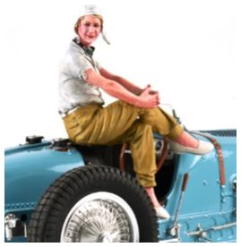 Helle Nice Figurine 1:18 – diecast model
