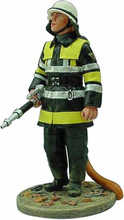 fireman - firedress - Munich - Ger - 2003 1:32 – diecast model