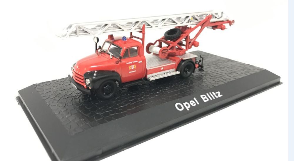 Firetruck (Cased) - Opel Blitz 1:72 – diecast model