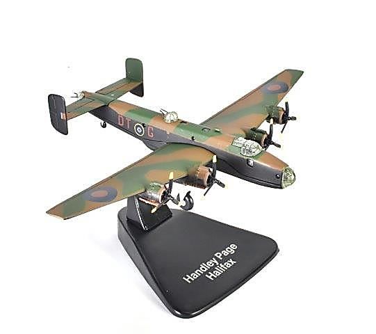 Available To Order – Handley Page Halifax Bombers of WWII 1:144 (MAG JJ02)