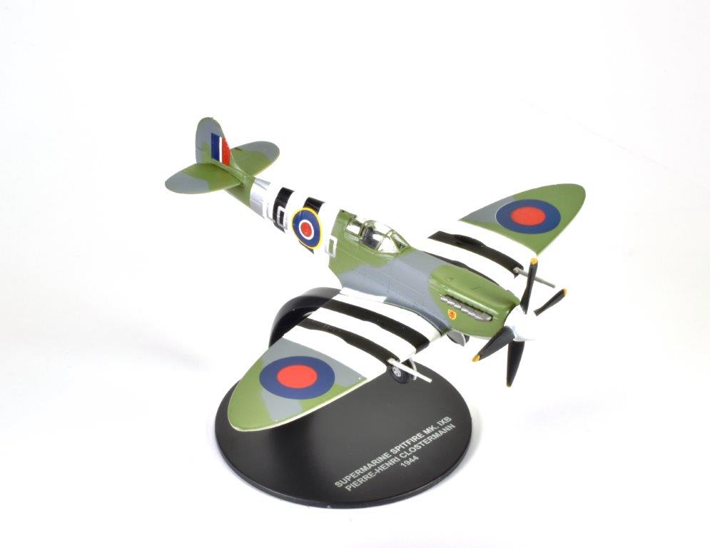 Supermarine Spitfire MKIXb - RAF 1944 PH Clostermann - Fighters of WWII 1:72 – diecast model