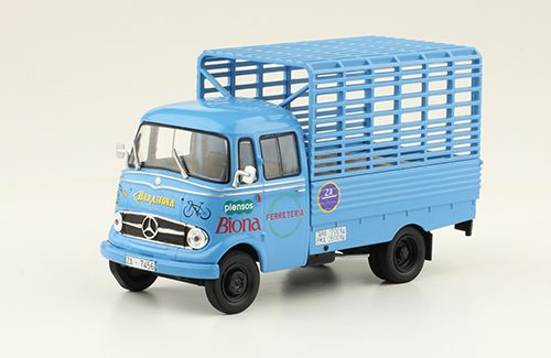 Mercedes Benz L319 1963 'Pienso' Blue 1:43 – diecast model