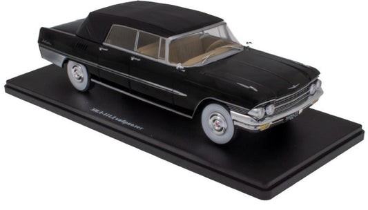 Zil 111D Cabrio (Top Up) - Black - 1:24 Blister can be squashed 1:24 – diecast model