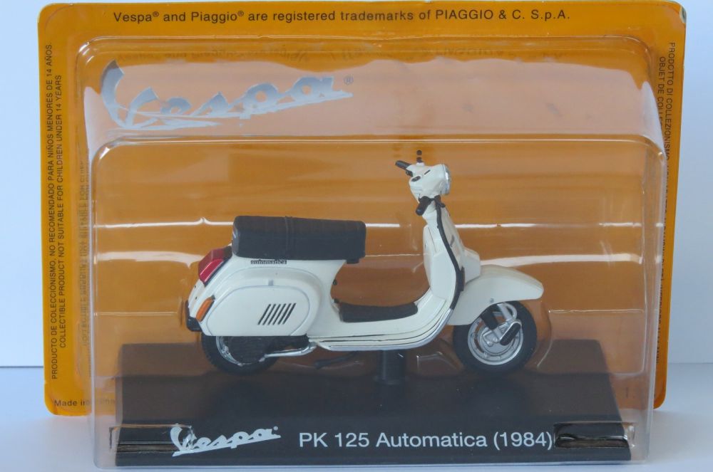 PK 125 S Automatica del 1984 Vespa Collection in 1:18 1:18 – diecast model