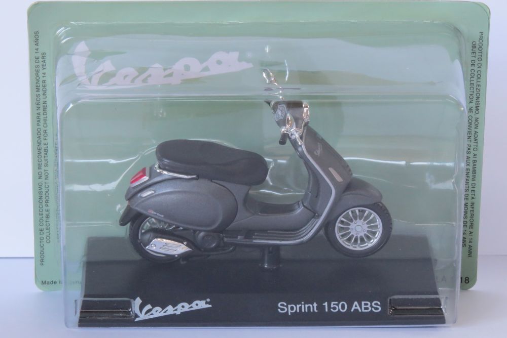 Vespa Sprint 150 ABS 2014 Vespa Collection in 1:18 1:18 – diecast model