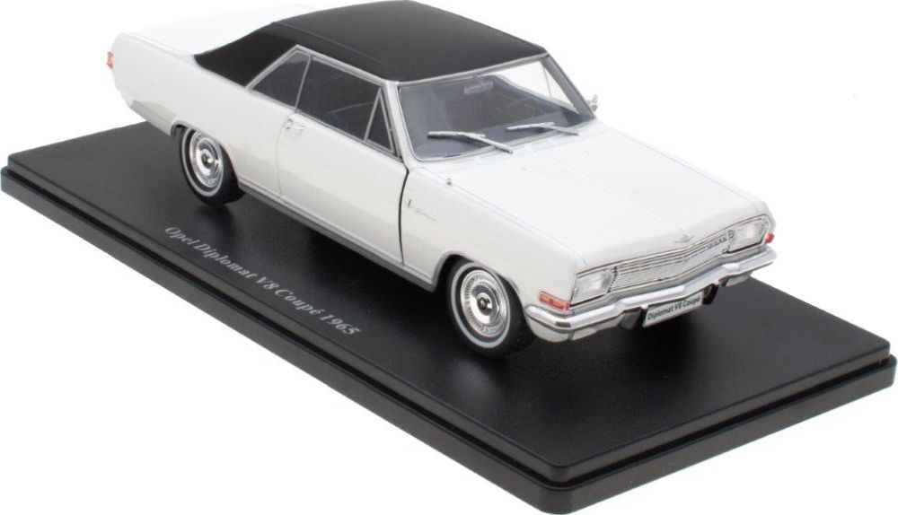 Opel Diplomat V8 Coupe - 1965 - White 1:24th Scale 1:24 – diecast model