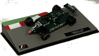 Tyrrell 011 - 1982 Michele Alboreto Green F1 Collection - Cased 1:43 – diecast model