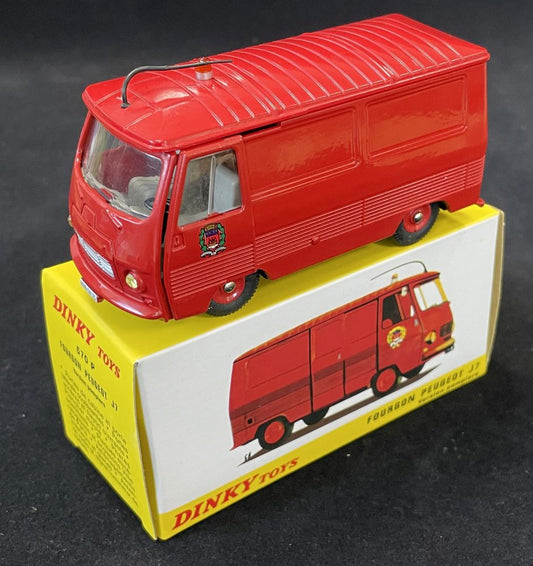 Peugeot J7 Pompiers Fire (570P) Atlas reproduced 'Dinky' – diecast model