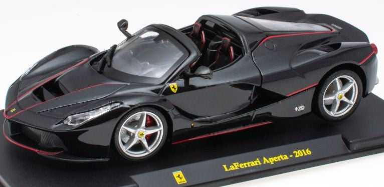 Ferrari LaFerrari Aperta - 2016 Supercar Collection Gift 1:24 (with case) 1:24 – diecast model