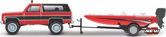 Available to Order – Chevrolet K5 Blazer 1979 + Trailer w/Bass Boat 1:64 (MAI 15368-21921)