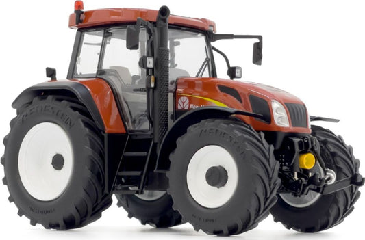 Available to Order – New Holland T7550 Terracotta 1:32 (MAR 2216)