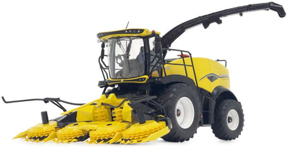 Available to Order – New Holland FR 650 Harvester w/Maizeheader (Limited Edition 400pcs) 1:32 (MAR 2330)