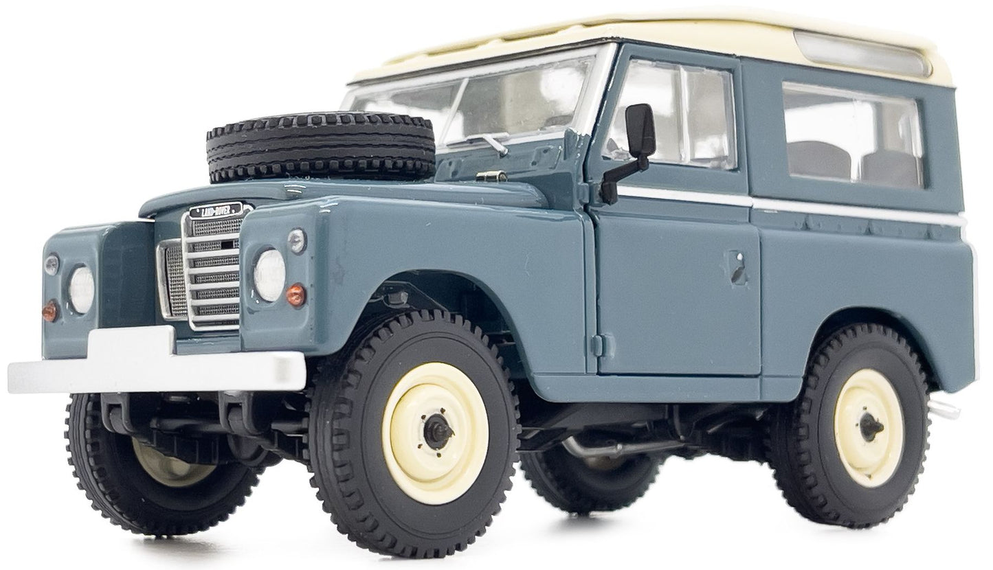 Available to Order – Land Rover Series 3 88 Safari Roof Marine Blue 1:32 (MAR 2421-01)