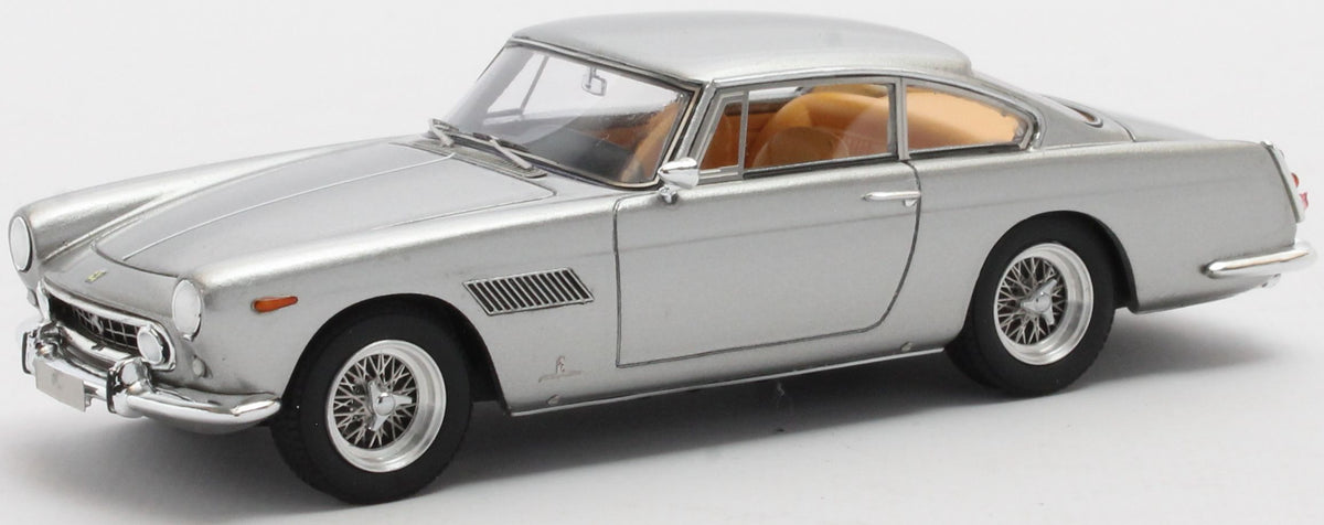 Ferrari 250GT/E 2+2 Coupe Pininfarina Silver 1960 1:43 – diecast model