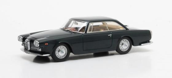 Available To Order – Alfa Romeo 2000 Praho Touring 1960 1:43 Matrix Model (MAX 50102-081)