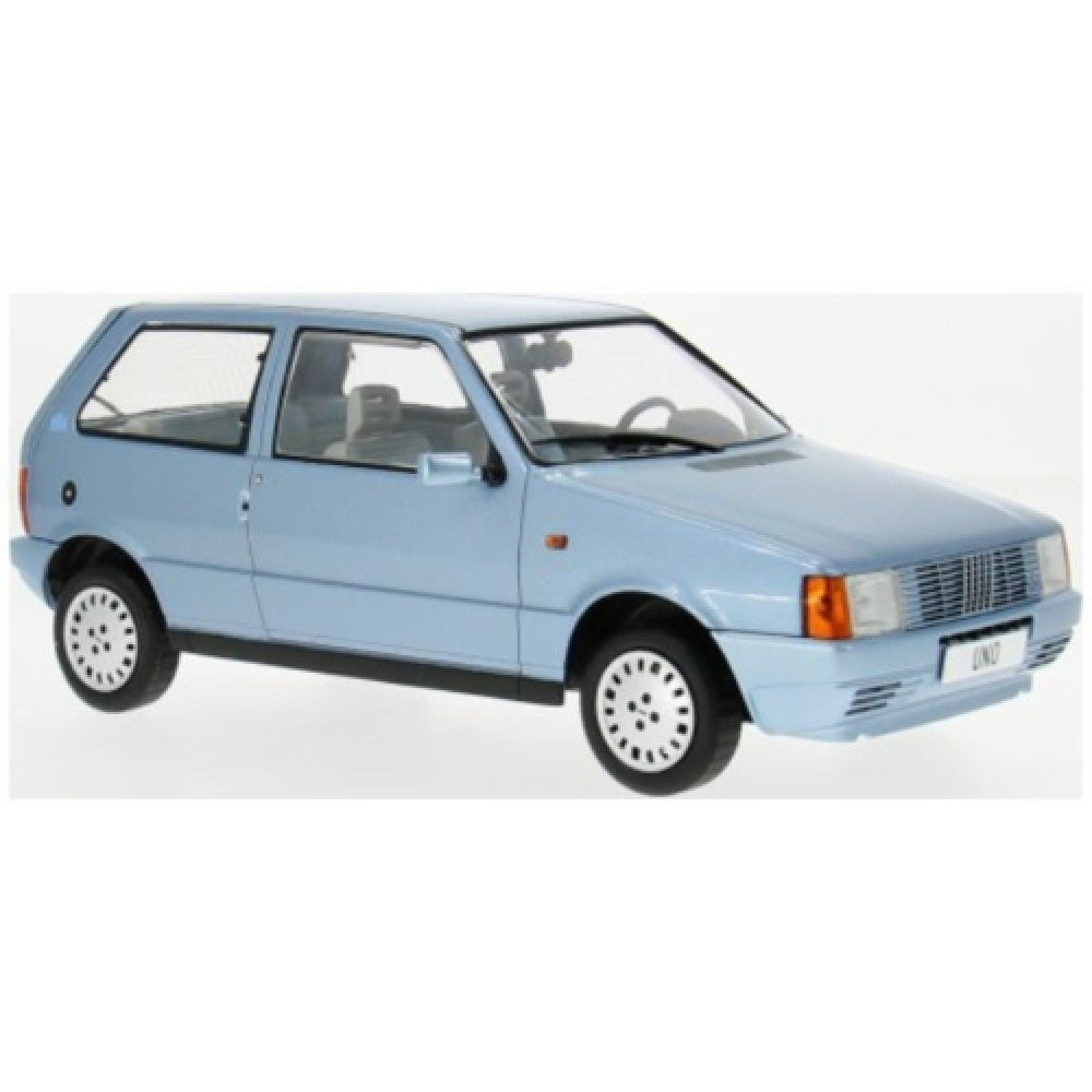 Pre-Order - 1:18 MCG Fiat Uno Elba Blue 1984 MCG18585 Stocks Due Jul / Aug