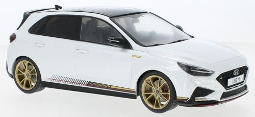 Available to Order – Hyundai i30 N Met. White 2021 1:18 (MCG 18376)