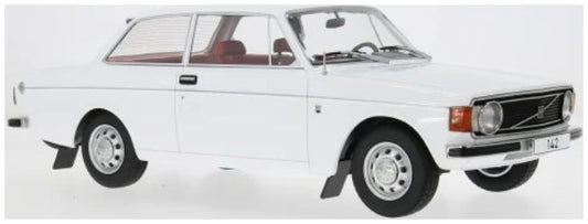 Volvo 142 White 1973 1:18 MCG Model