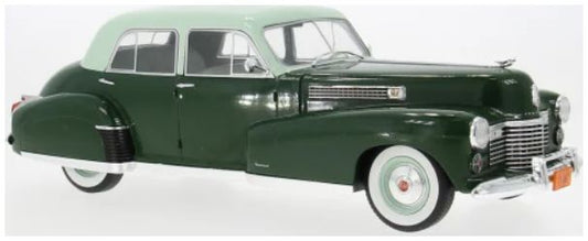 Cadillac Fleetwood Series 60 Special Sedan Light Green/Dark Green 1941 1:18 MCG Model