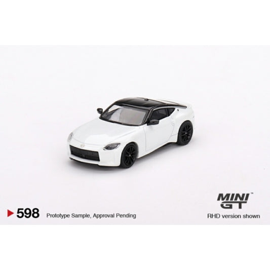 1/64 MINI GT MGT00598-R NISSAN FAIRLADY Z VERSION ST 2023 EVEREST WHITE (RHD)