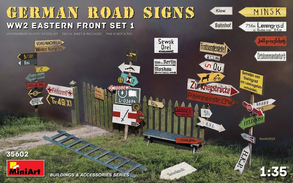German Road Signs WWII (Eastern Front 1) 1:35 Miniart Model