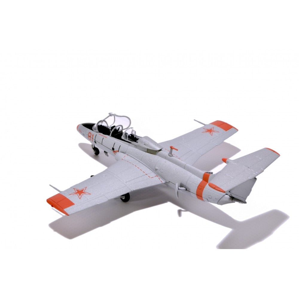 Available to Order – Aero L-29 Delfin No. 81, Soviet Air Force, 59th Training Regiment, Slavgorod Air Base, USSR, 1980s 1:72 Model (MLCZ720302)