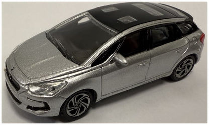 Available To Order – Ds 5 2015 Silver 1:64 Dealer Model Model (NOV 019484S)