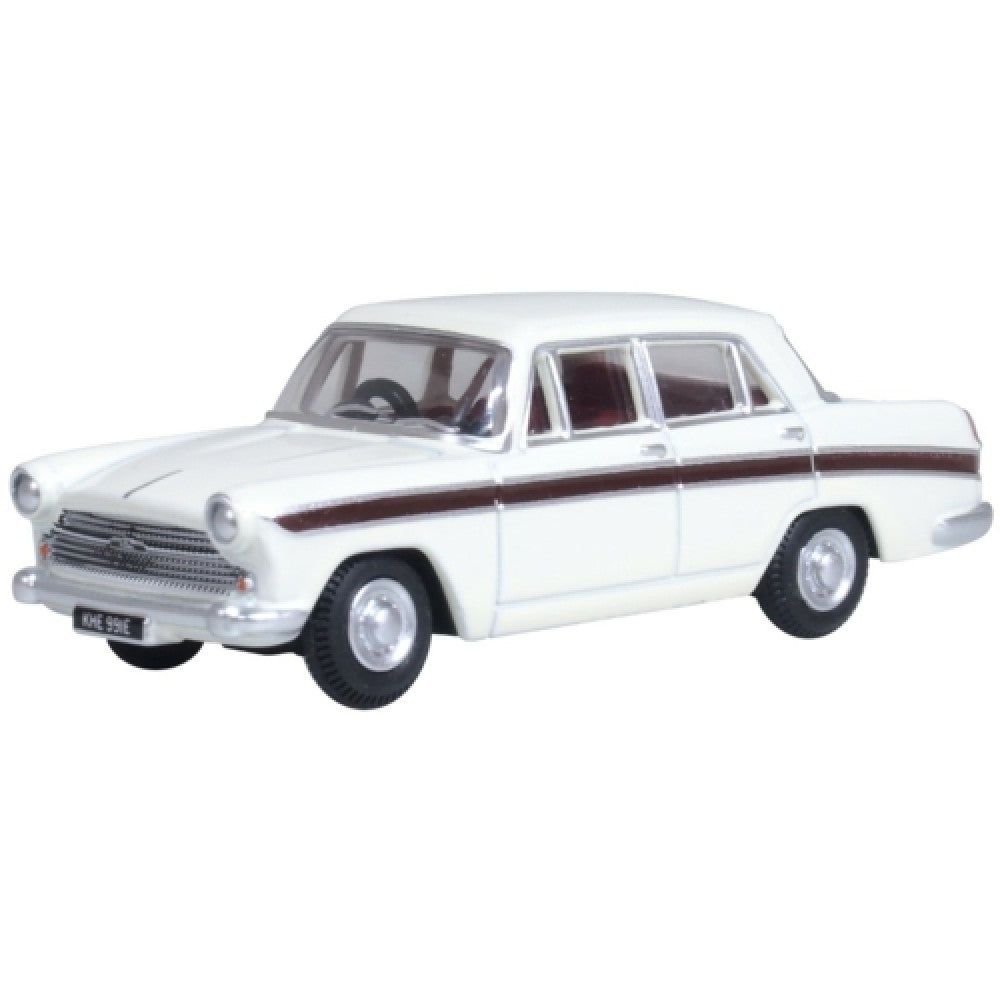 Available to Order – Austin Cambridge Snowberry White/embassy Maroon 1:76 Oxford Diecast Model (OX76ACF007)