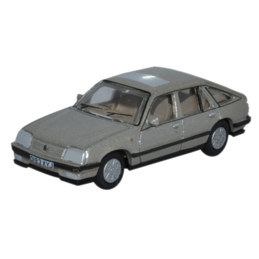 Available to Order – Vauxhall Cavalier Champagne Platinum 1:76 Oxford Diecast Model (OX76CAV001)