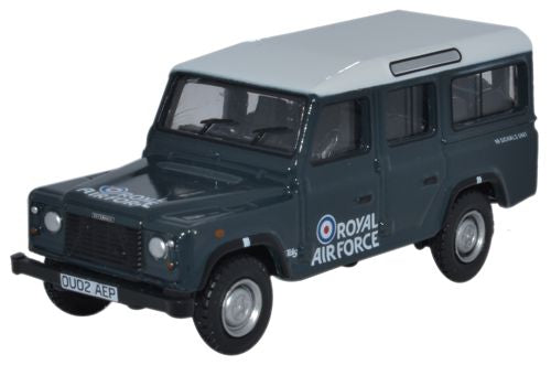 Land Rover Defender SW - RAF 1:76 Oxford Diecast Model