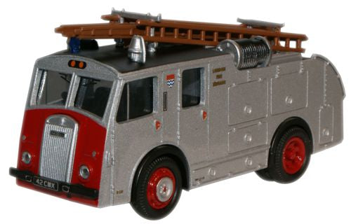 Dennis F8 - London Fire Brigade 1:76 Oxford Diecast Model