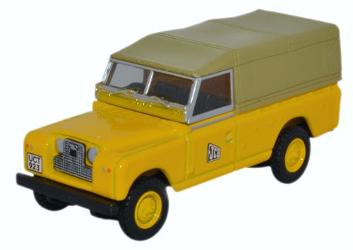 Land Rover S2 LWB Canvas - JCB 1:76 Oxford Diecast Model